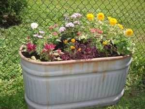 Jardinière élégante en acier galvanisé argenté, écologique, de style vintage, de forme elliptique, pour la maison, le jardin, la terrasse, le balcon - Product Image 3