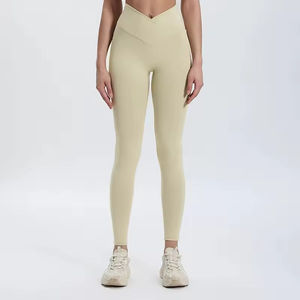 Nuevos Leggings Deportivos de Cintura Media con Logotipo Personalizado, Transpirables, con Efecto Push-Up y Control de Abdomen para Mujer - Product Image 4