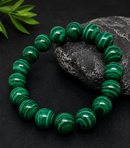 Bracelet en perles rondes de malachite, bracelet en pierres précieuses vertes naturelles, bracelet extensible en perles de malachite rondes, bijoux bohèmes - Product Image 3