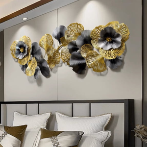 Sculpture murale élégante en métal en forme de feuille de Ginkgo, dorée et noire, décoration botanique suspendue pour chambre à coucher, salon, intérieur de la maison - Product Image 3