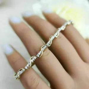 Pulsera de tenis vintage Infinity Twist con moissanita auténtica de corte brillante redondo, de plata de ley 925 chapada en oro, joyería de lujo para hombre - Product Image 4