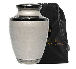 Urne funéraire en métal finition perle blanche pour cendres humaines |   Urne funéraire élégante pour adultes avec bandes argentées |   Fournisseur d'urnes funéraires - Product Image 2