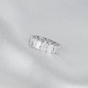 แหวนเพชรทรงรัศมี 8 กะรัต ผลิตในห้องปฏิบัติการ ประดับเพชรเต็มวง 14K ทองคำขาว สำหรับงานแต่งงานและหมั้นหมาย สำหรับผู้หญิง เครื่องประดับแบบซ้อนได้ - Product Image 4