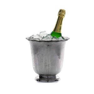 Enfriador de vino metálico de diseño minimalista con acabado plateado, cubitera para champán con asa para bar y fiestas, enfriador de cerveza. - Product Image 5