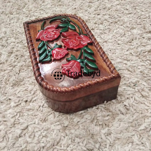 Armario de Madera Maciza Tallada Personalizado de Lujo Tradebyd, Muebles Hechos a Mano para Hogares Modernos y Clásicos - Product Image 1