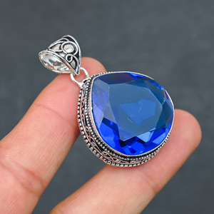 Collier de luxe en argent 925 avec topaze bleue de Londres - Product Image 2