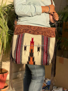 Nouvel arrivage de sac à main usiné à main sac à franges couverture de selle aztèque sac à bandoulière design unique de bohème sac élégant de haute qualité pour les femmes - Product Image 2