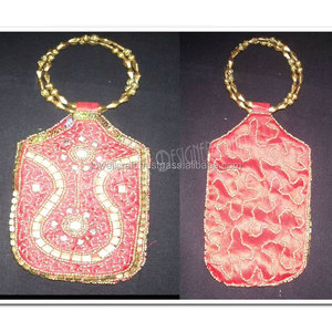 Sac à téléphone portable élégant brodé, sacoche pour téléphone portable, pochette élégante faite à la main, bandoulière réglable pour femmes - Product Image 3