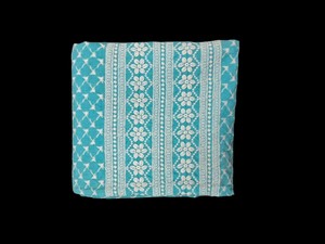 Tissu en coton Schiffli bleu ciel de qualité supérieure – Bordure florale complexe et broderie Buti en losanges – Coton respirant - Product Image 4