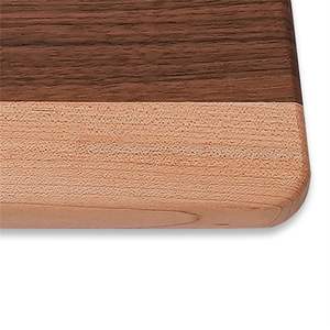 Tabla de Cortar Rectangular de Madera de Acacia - Apta para Lavavajillas, No Tóxica, Fácil de Limpiar - Product Image 1
