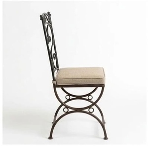 Ensemble de mobilier de jardin en fer forgé de style traditionnel – Table ronde et 4 chaises avec coussins – Mobilier résistant aux intempéries - Product Image 2