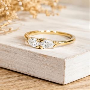 Anillo de Compromiso de Diamante Cultivado en Laboratorio de Alta Calidad, Corte Pera, Platino, 2 Piedras, Joyería Nupcial, Regalo para Ella, Anillo Minimalista - Product Image 3
