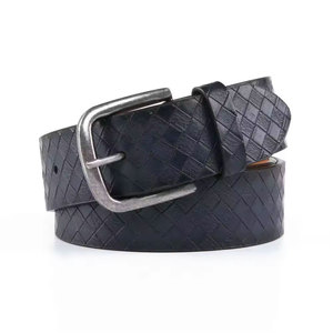 Ceintures en cuir de vachette personnalisables pour hommes, femmes et enfants – Nouveau design chic style western – Prix attractif avec ceintures en poils de vache élégantes - Product Image 1