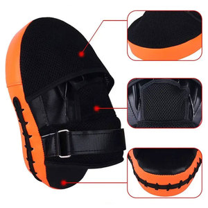 Conçues pour des entraînements de vitesse et de précision, les Focus Pads offrent une rembourrage épais pour une protection maximale des mains. - Product Image 6