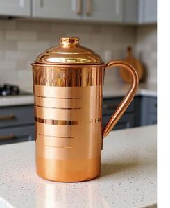 Ensemble de carafes en cuivre pour une solution de cuisine quotidienne fiable, ensemble métallique pour servir l'eau avec des verres, durable et réutilisable pour la cuisine et la salle à manger - Product Image 4