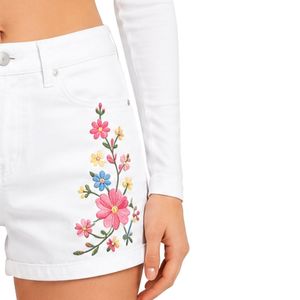 Shorts de Mezclilla Blancos de Cintura Alta para Mujer con Bordado Floral Colorido, Shorts Casuales de Verano, Ropa de Moda Personalizada OEM ODM - Product Image 4