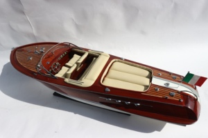 (Producto estrella) RIVA AQUARAMA 67cm Modelo de barco de madera hecho a mano para un regalo especial con interior de lujo |   COLECCIÓN |   DECORACIÓN - Product Image 5