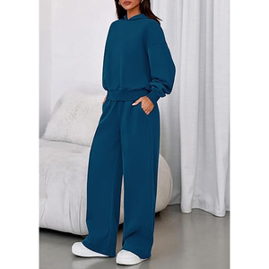 Conjunto de Sudadera con Capucha y Pantalones de Felpa para Mujer, Venta al Por Mayor, Proveedor de Ropa Personalizada - Product Image 2