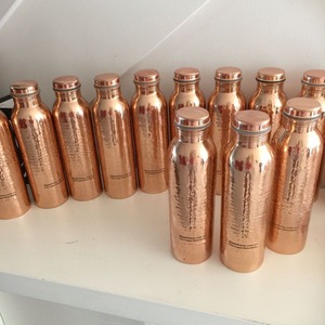<b>copper</b> water <b>bottle</b> 1 liter pure <b>copper</b> <b>bottle</b> handmade hammered <b>copper</b> <b>bottle</b> wholesale <b>copper</b> <b>bottle</b> bulk supplier India - Product Image 5