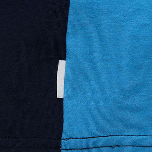 T-shirt géométrique bleu azur en coton premium pour homme |   T-shirt à col rond avec panneaux diagonaux orange et blanc |   T-shirt à manches courtes écologique à séchage rapide - Product Image 5