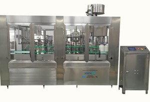 Máquina Eléctrica Automática para Llenado de Botellas de Agua Mineral de Plástico |   Máquina 3 en 1 para Enjuague, Llenado y Tapado de Botellas de Alta Productividad - Product Image 5