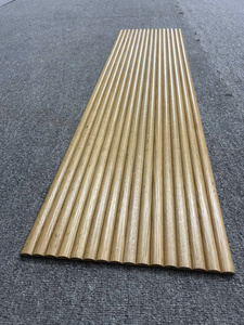 Muebles de Cocina de Madera de Alta Calidad con Paneles Tambour y Paneles Autoadhesivos de Listones de Madera - Product Image 2