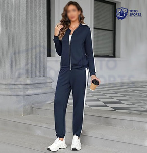 Conjunto Deportivo de Dos Piezas para Mujer, de Alta Calidad, Ligero, con Logotipo Personalizado, en Poliéster y Spandex, para Gimnasio y Entrenamiento - Product Image 4