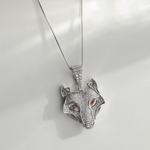 Pendentif Loup Glacé Yeux Rouges en Argent Sterling 925 Plaqué Rhodium avec Moissanite, Collier Viking Fenrir Style Hip Hop, Bijoux Nordiques - Product Image 5
