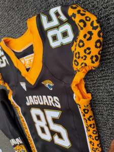Camiseta Deportiva Rexfit para Mujer, Diseño de los Jaguars de Fútbol Americano, Número 85, Estampado de Leopardo, Cuello en V, Absorbe la Humedad, Ajustada, Manga Corta, para Adultos - Product Image 2