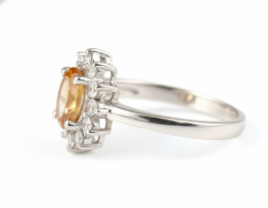 Anillo de Compromiso de Plata 925 con Baño de Rodio y Citrino para Mujer, Diseño en Forma de Flor con Engaste de Puntas - Product Image 2