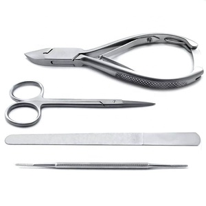 Juego de Herramientas Profesionales Clásicas de Acero Inoxidable para Podología y Quiropodia, Cortaúñas, Tijeras para Uñas, para Adolescentes y Adultos - Product Image 1