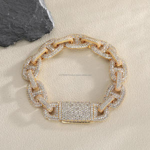 Bracelet cubain en argent glacé avec maillons recouverts de pierres et fermoir audacieux pour les acheteurs et les détaillants de bijoux en gros - Product Image 5