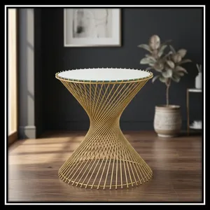 Mesa de Centro Moderna y Duradera con Tapa de Mármol, Estructura de Latón, Diseño Minimalista, No Plegable, Exportaciones Globales de India, Muebles para Sala de Estar - Product Image 2
