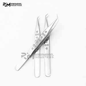 แหนบต่อขนตา RMI Silver Matt ปลายแหลม 45 องศา ด้ามจับลายหัวใจ - Product Image 5