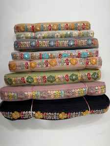 Dentelle en coton brodée de qualité supérieure, fabriquée à partir de fils de coton doux et durables. - Product Image 4