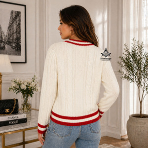 Cárdigan Acrílico Bordado para Mujer de la Hermandad Delta Sigma, Regalia Masónica Herencia |   Ropa Griega Bordada para Mujeres de Hermandades - Product Image 4