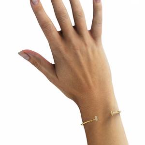 Bracelet jonc élégant en or massif 14 carats avec diamants taille marquise, fin et minimaliste, bijou raffiné, cadeau de luxe pour femme - Product Image 3