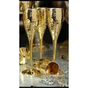 Verre à vin en cuivre pur artisanal de luxe, élégant gobelet en métal, verrerie décorative pour la maison, l'hôtel, le bar, les mariages et les fêtes - Product Image 5