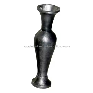 Florero Moderno de Aluminio de Alta Calidad con Acabado Plateado, Hecho a Mano, Ecológico, Decoración para el Hogar, Florero de Mesa de Azora Industries - Product Image 5