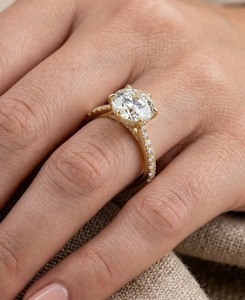 Anillo de Compromiso de Diamante Redondo de Moissanita Certificado por GRA de 3.5CT, Oro de 10K, 6 Puntas, Catedral, Pavé, Solitario, Joyería Personalizada - Product Image 1