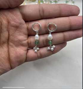 Collar de Perlas de Agua Dulce de Tres Hilos con Gema Verde, Gargantilla de Cuentas Verde Esmeralda en Capas, Joyería Nupcial al por Mayor B2B - Product Image 3