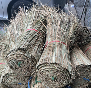 Vietnam Quality Grass Thatch Roofing Natural Grass Roof Panels for Resort Hotel Outdoor Summer Cover Use - Product Image 1