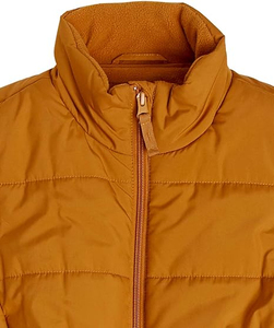 Gilet matelassé sans manches à capuche personnalisé avec logo OEM, en duvet de canard et d'oie, chaud pour l'hiver, pour femme - Product Image 6