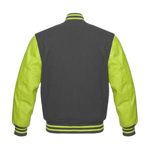 Chaquetas Bomber Varsity de Invierno Unisex Personalizadas OEM, de Forro Polar, Resistentes al Viento y al Agua, con Cuello Alto y Patrón de Letras - Product Image 4