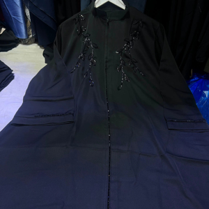 Magnifique abaya noire brodée à la main pour femmes, vêtements islamiques modestes, qualité export, provenance Inde. - Product Image 1
