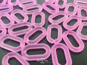 Collier long en résine à maillons larges, style moderne, mélange de couleurs, punk, creux, épais, pour décoration murale, fait main, idéal pour anniversaire - Product Image 2