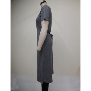 ชุดนอนผู้หญิงสุดหรู ผ้าฝ้ายนุ่ม สวมใส่สบาย ระบายอากาศได้ดี เหมาะสำหรับการพักผ่อนและนอนหลับ ดีไซน์ทันสมัยสำหรับผู้หญิง ใส่ได้ทุกวัน - Product Image 3