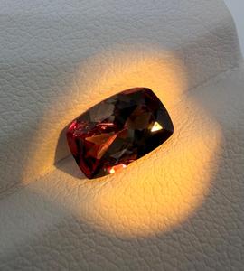 Pierre précieuse grenat à changement de couleur naturel, pierre brute, grenat rouge véritable pour la fabrication de bijoux, pierre de naissance, bague, pendentif, taille coussin, pierres précieuses Shamim - Product Image 3