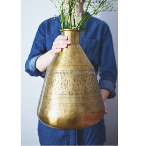 Florero de suelo de Metal de latón de diseño antiguo, nuevo diseño elegante de lujo, diseño martillado, venta al por mayor, florero de la mejor calidad - Product Image 1