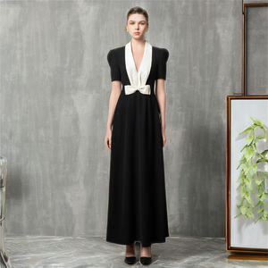 Robes élégantes de haute qualité AKINA ROBE LONGUE 129 Cm Matériel de bonne qualité Logo personnalisé Vêtements pour femmes à la mode prêts à expédier - Product Image 1